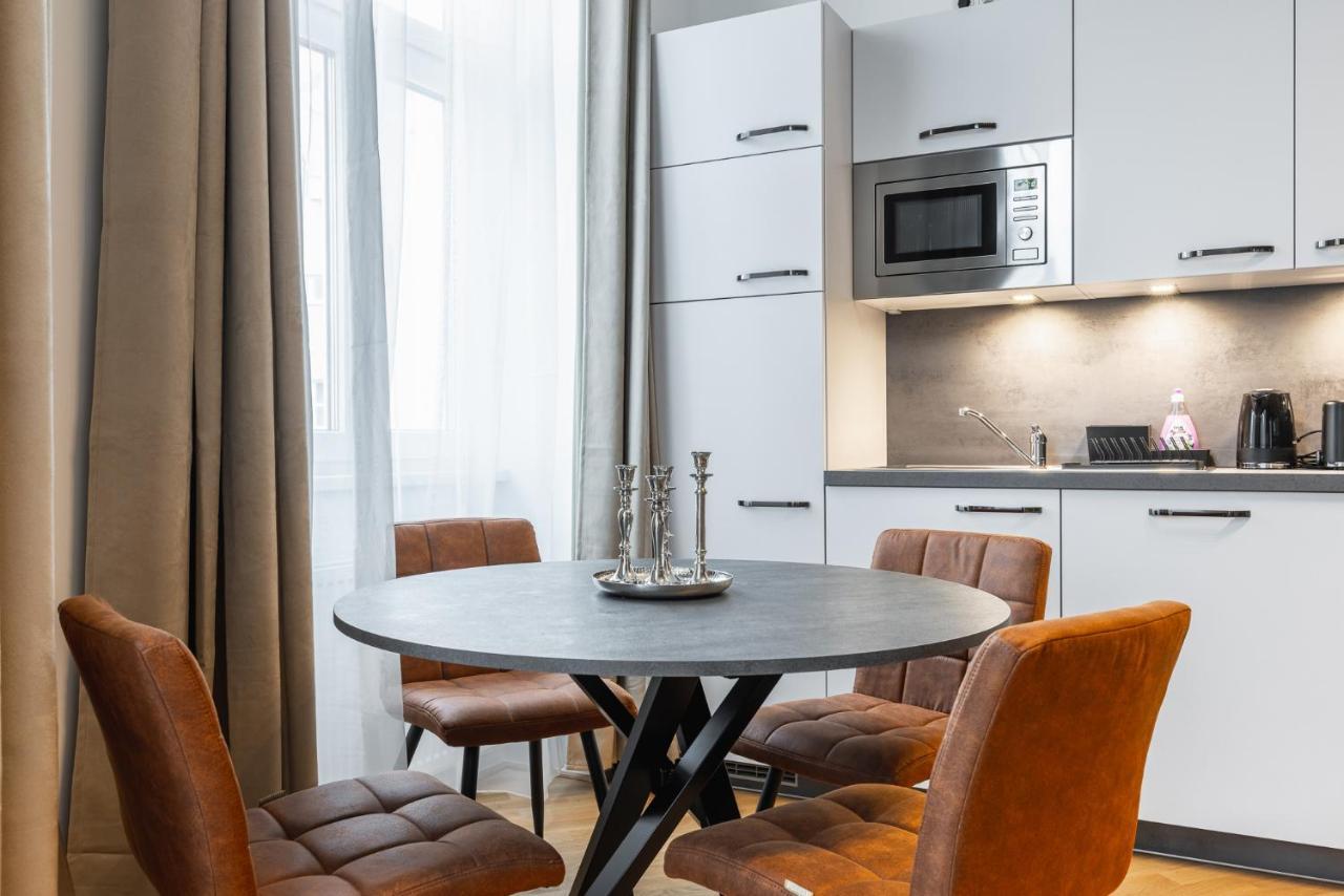 Trendy Apt With - Smart Tv, Coffee Machine In Meidling Відень Екстер'єр фото