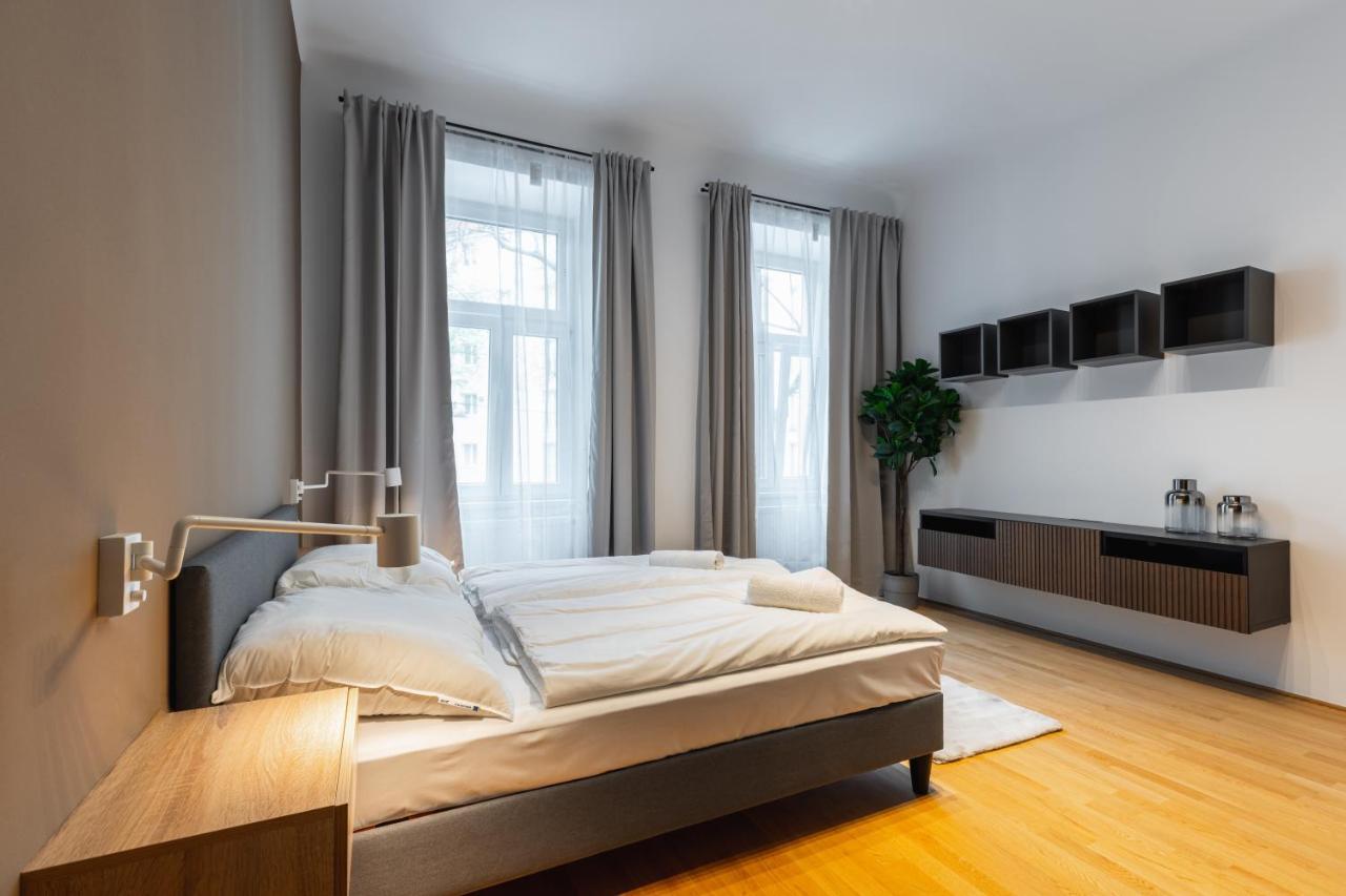 Trendy Apt With - Smart Tv, Coffee Machine In Meidling Відень Екстер'єр фото